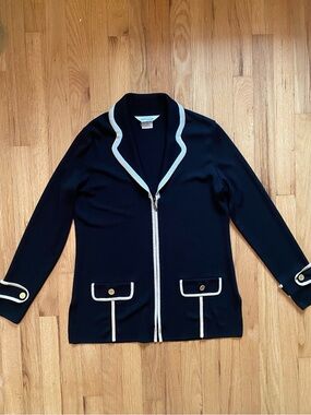 Exclusively Misook black, tan, white knit zip jacket